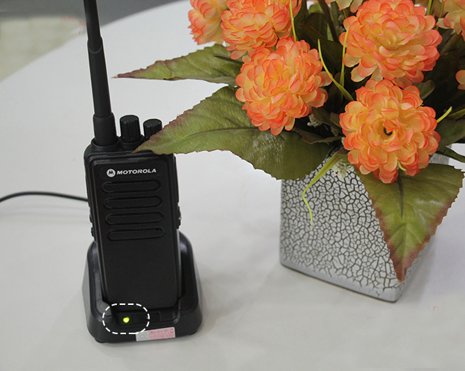 Bộ đàm cầm tay Motorola GP 615 giá rẻ, chất lượng tại Song Bảo Phát